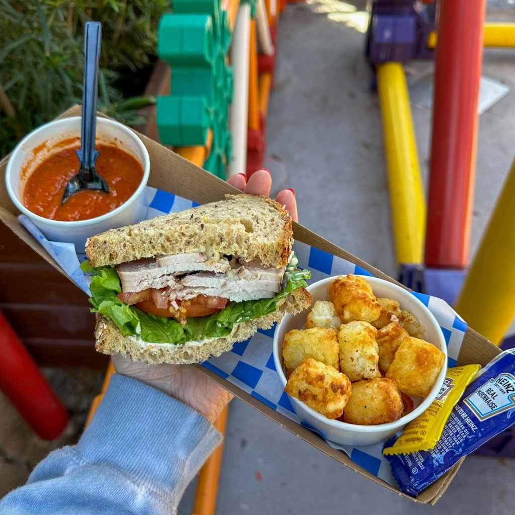 Kids' Quick Service Turkey Sandwich Woody's Lunch Box