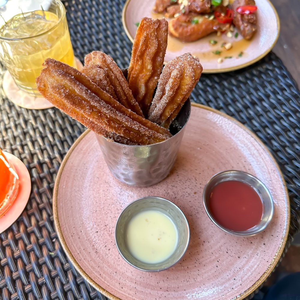 Churros Nomad Lounge