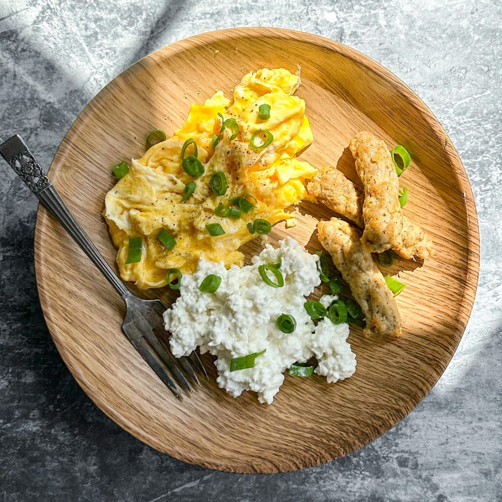 Scrambled Eggs And Cottage Cheese