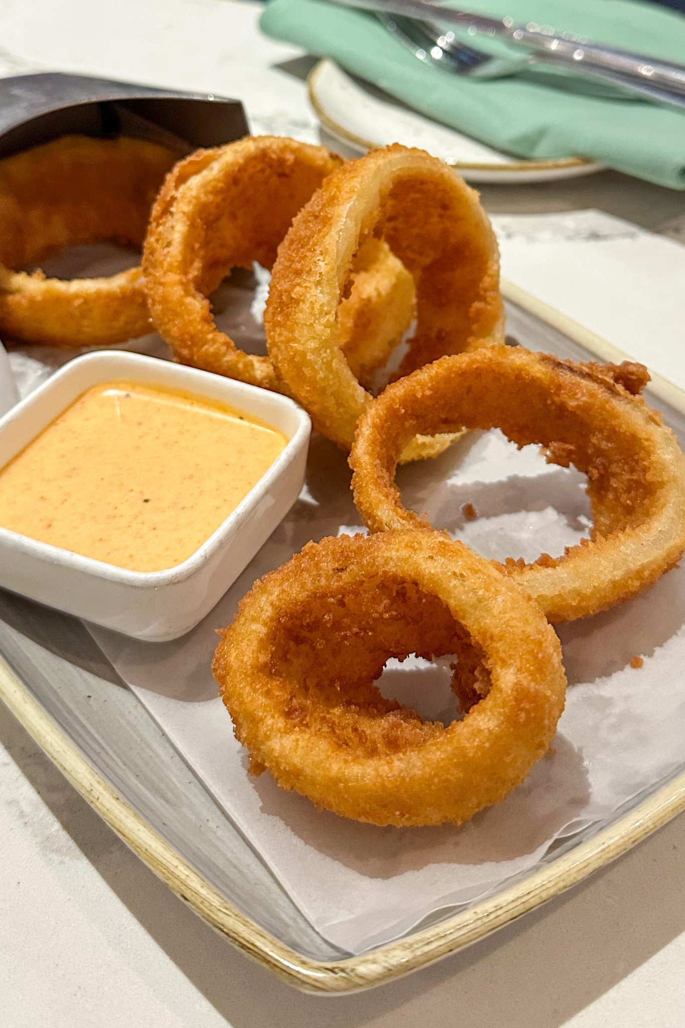 Onion Rings Steakhouse 71 Lounge Contemporary Resort